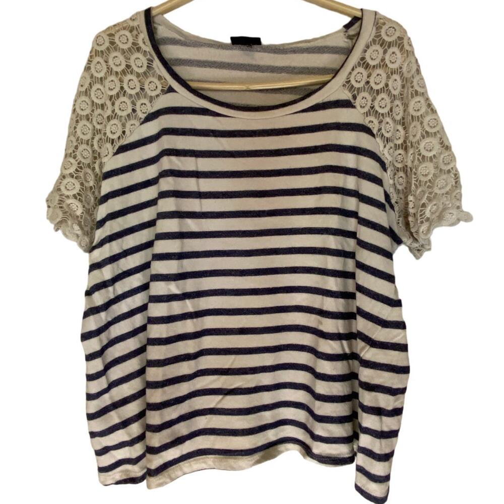 Short Sleeve Torrid Shirt With Stripes Beachy Summer Top Size 1XL